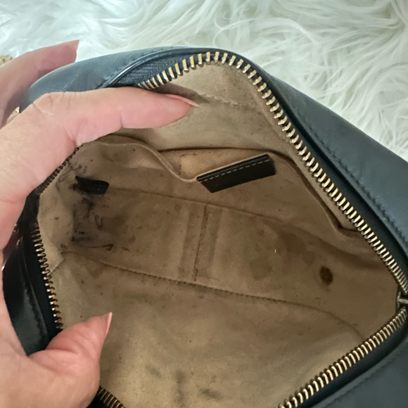 Black GG Gucci marmont mini camera bag - Picture 5 of 11